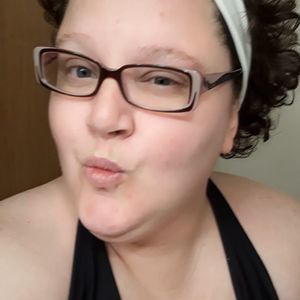 Meet your Posher, Colony